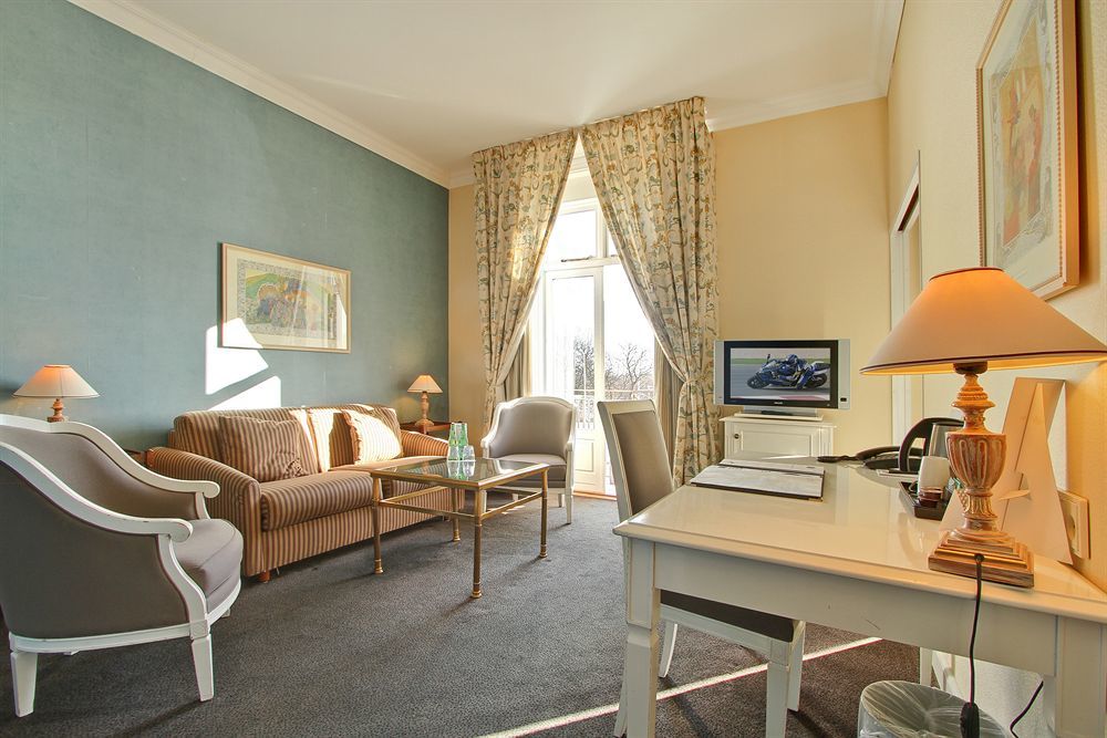 Profilhotels Plaza Отель 4*