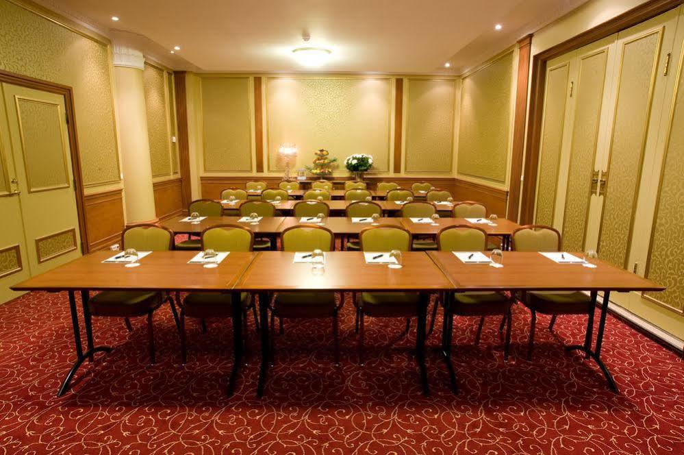 Profilhotels Plaza Отель 4*